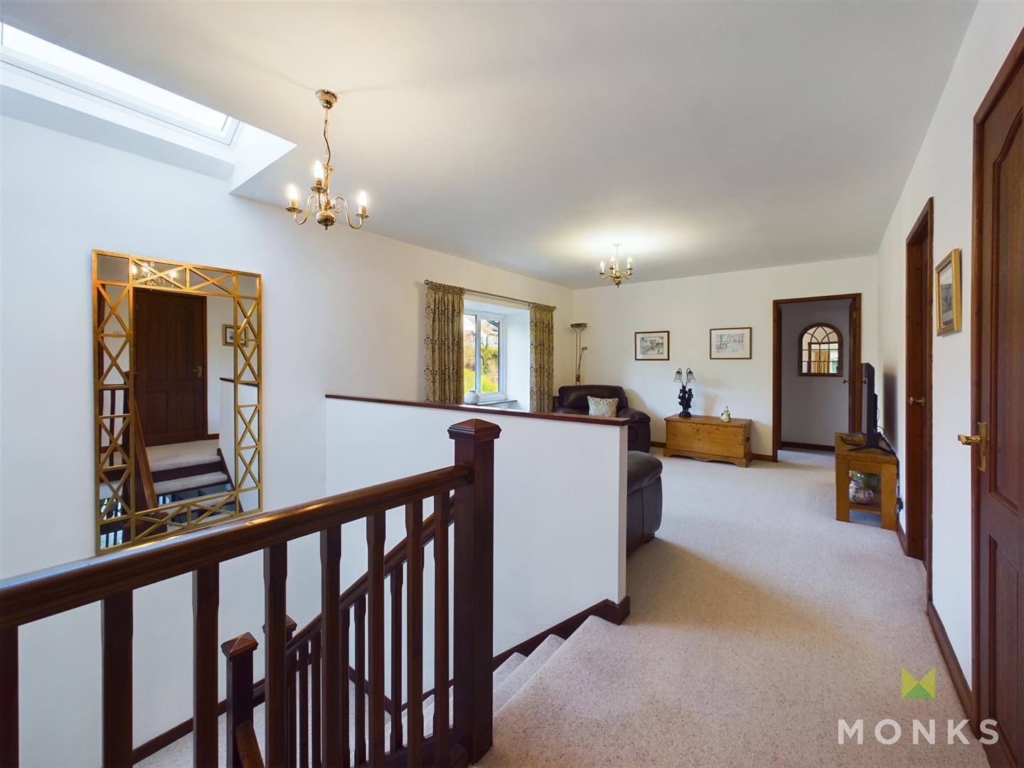 Stoneleigh 5 Llwyn Y Garth, Llanfyllin, SY22 5JZ SSTC